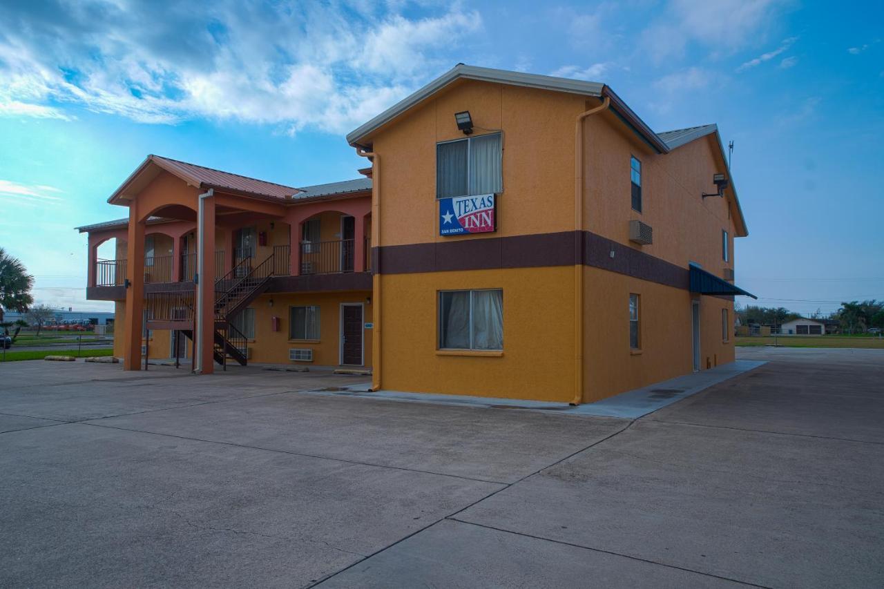 Texas Inn San Benito Near Harlingen ภายนอก รูปภาพ